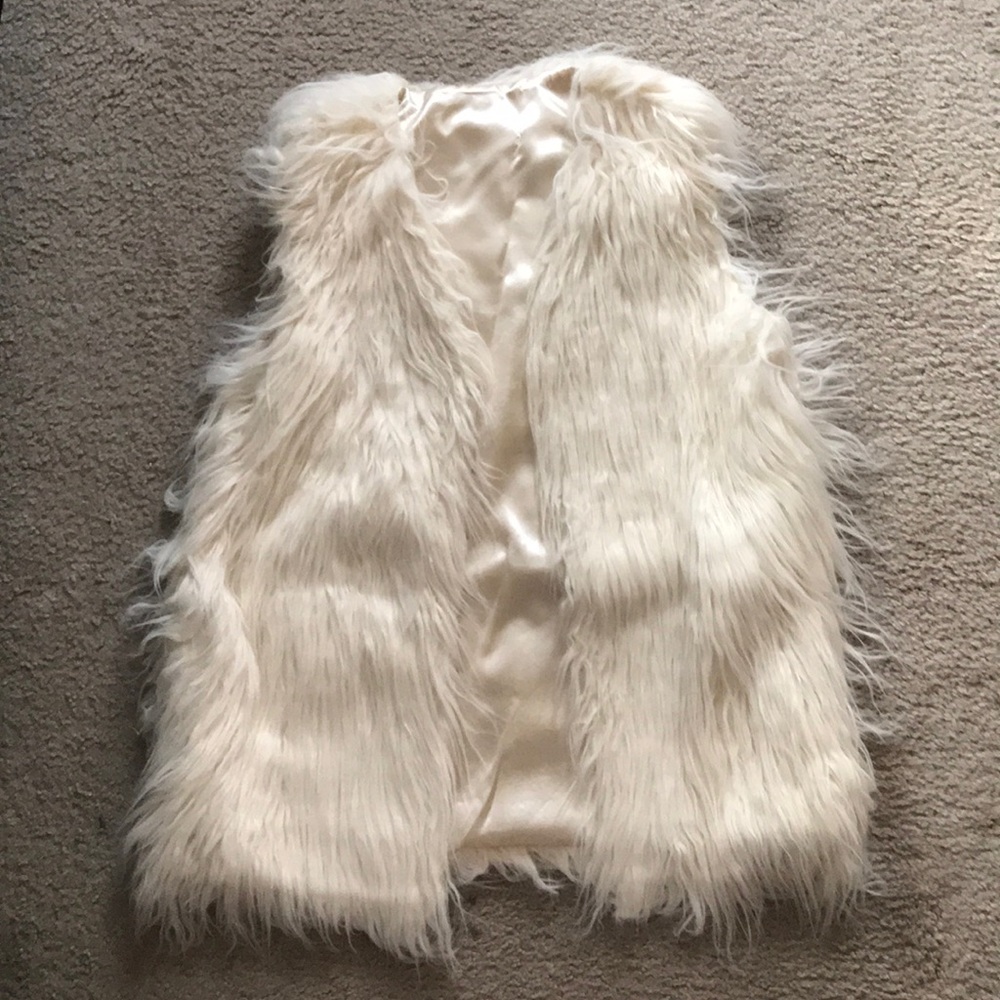 Cream fake fur vest